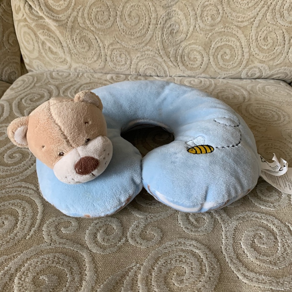 Kellytoy Travel Neck Pillow Chum Bear & Bee
